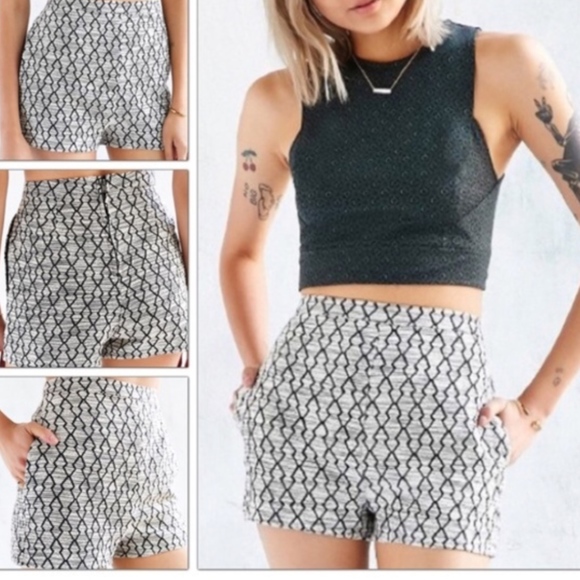 Pattern Shorts - Picture 1 of 4